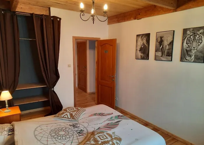 Les De La Cour Arsimont